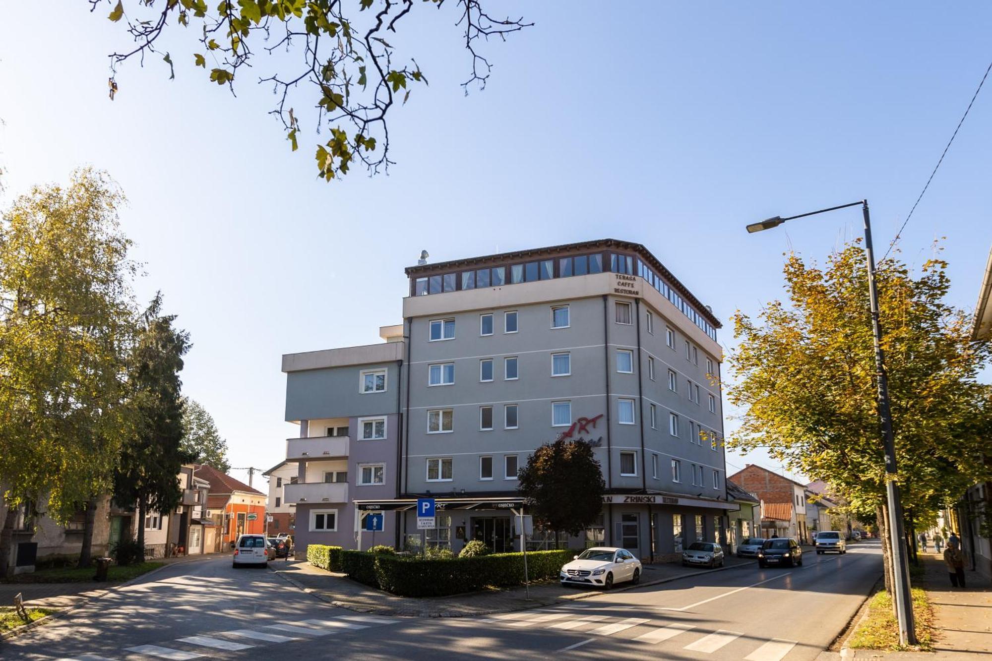 Art Hotel Славонський Брод Екстер'єр фото